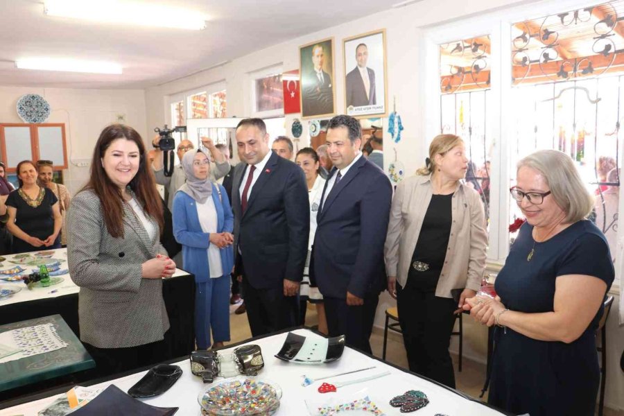 Mhp’li Yılık: "kadının Olmadığı Hiçbir Şey, Değerine Erişemiyor"