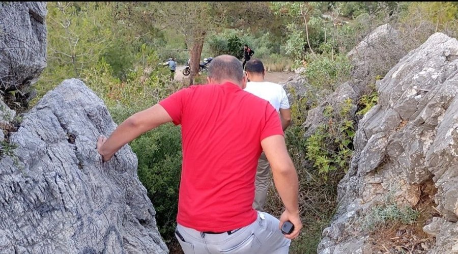 Annesini Görüntülü Arayarak İntihar Edeceğini Söyleyen Genç Polisi Alarma Geçirdi