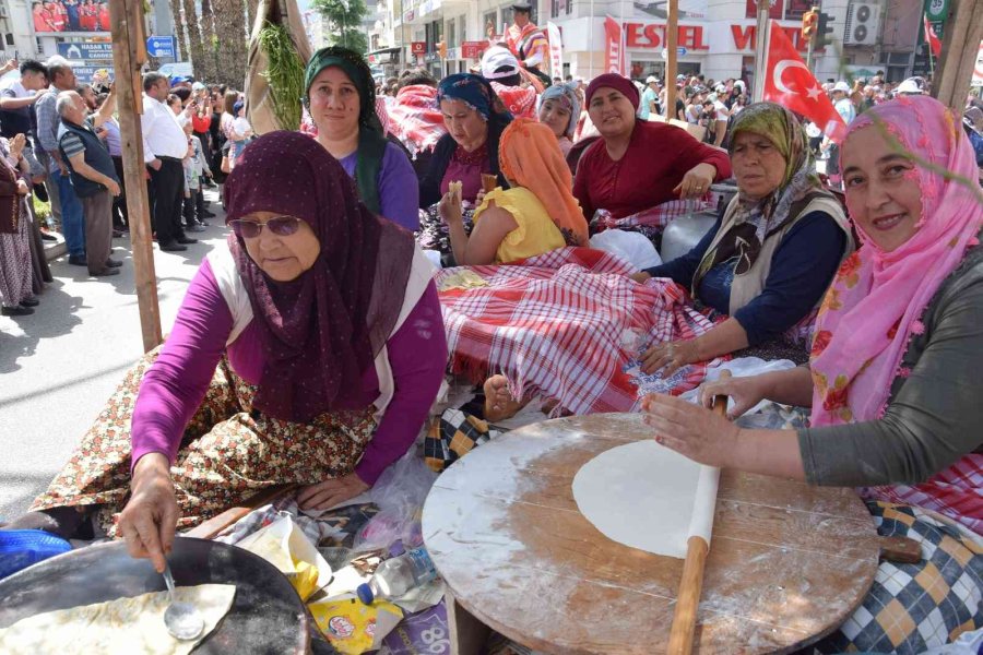 Yörük Göçü Korteji Renkli Görüntülere Sahne Oldu