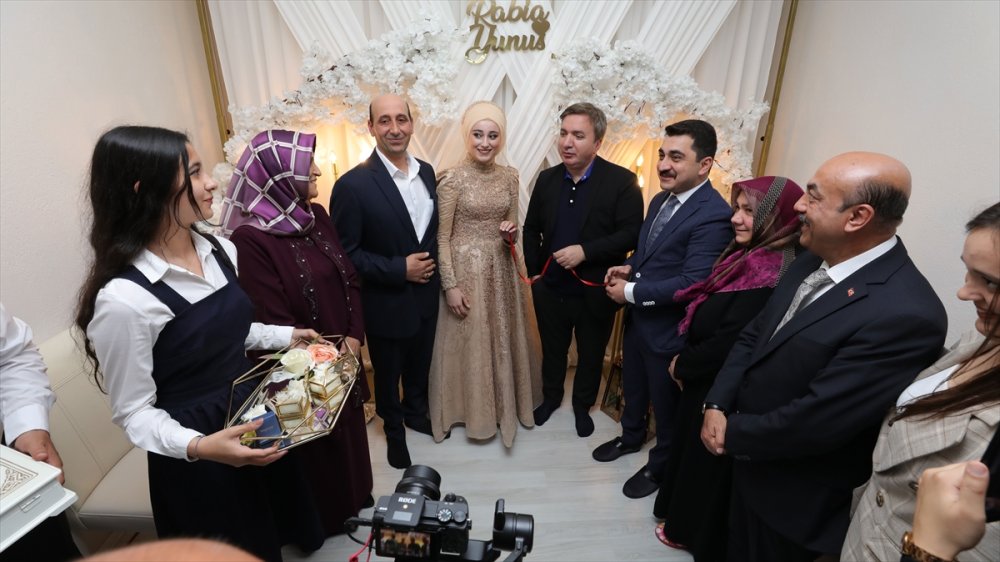 Aksaray Valisi Konya'da Kaymakam İçin Kız İstedi