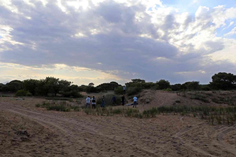 Antalya’da Ormanlık Alanda Erkek Cesedi Bulundu