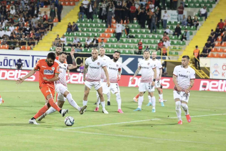 Spor Toto Süper Lig: Aytemiz Alanyaspor: 3 - Gaziantep Fk: 0 (maç Sonucu)