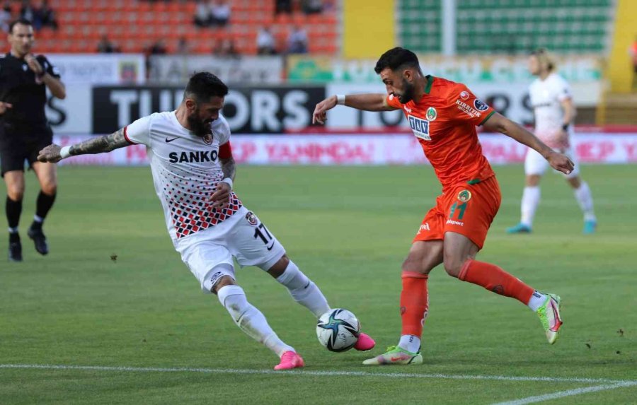 Spor Toto Süper Lig: Aytemiz Alanyaspor: 0 - Gaziantep Fk: 0 (ilk Yarı)
