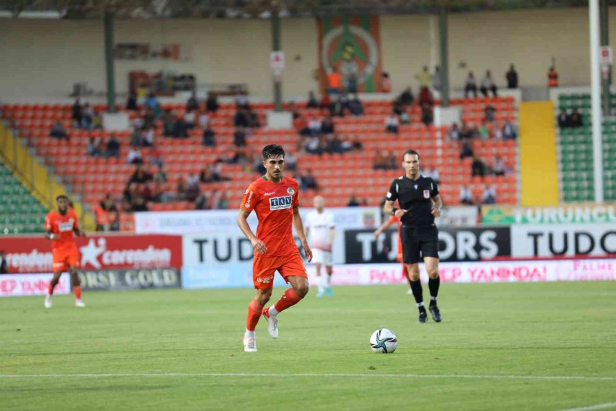 Spor Toto Süper Lig: Aytemiz Alanyaspor: 0 - Gaziantep Fk: 0 (ilk Yarı)