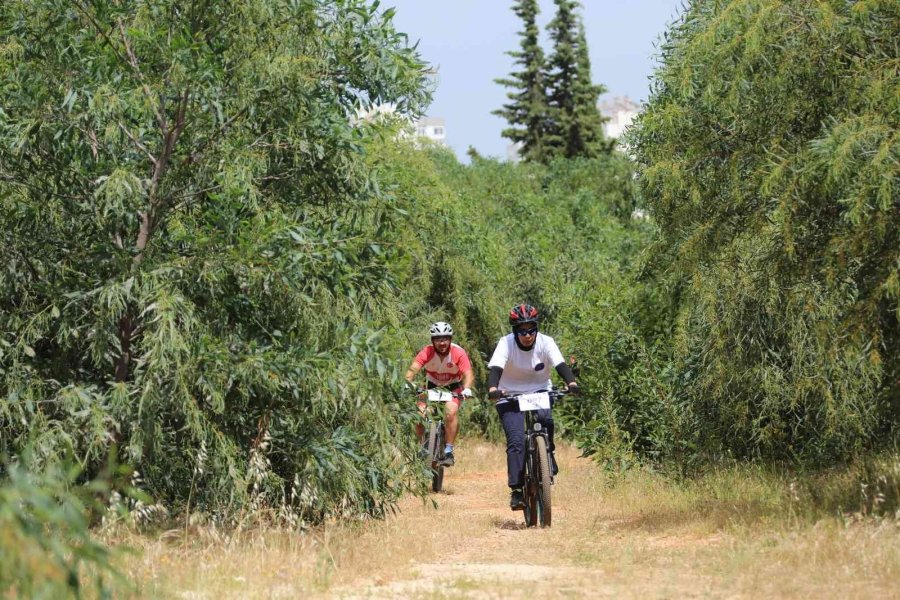 Akdeniz Üniversitesi 3. Üniversitelerarası Dağ Bisikleti Yarışı Düzenlendi