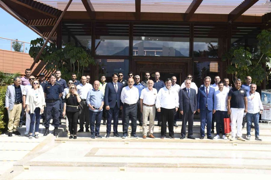 Kemer Yüzme Şampiyonlarına Ev Sahipliği Yapacak