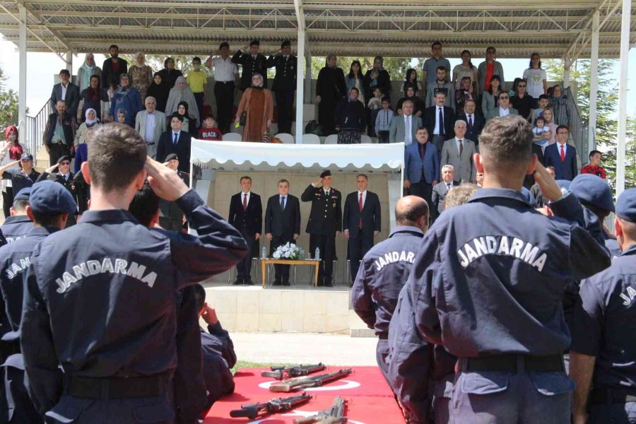 Karaman’da Bir Günlük Askerlik Yapan Engelliler Törenle Yemin Etti