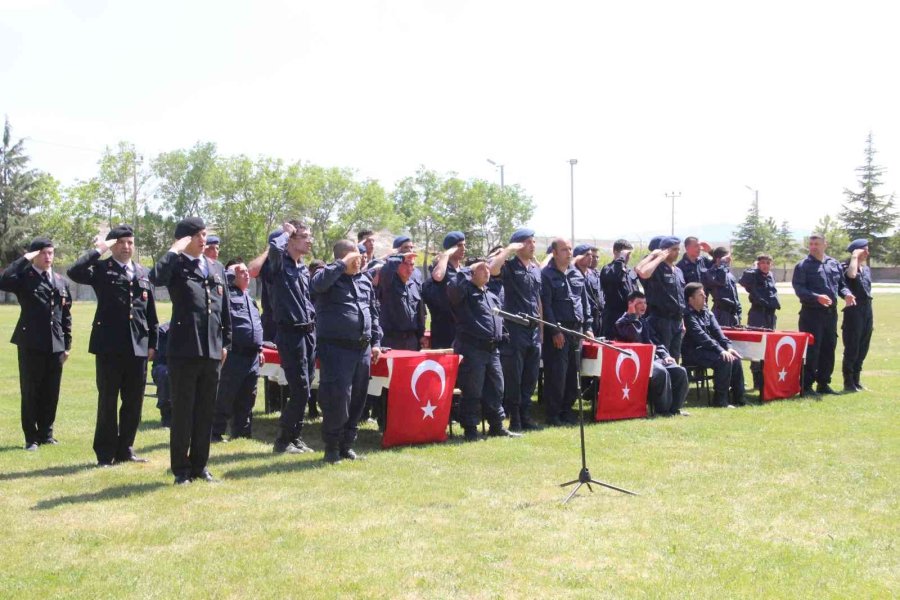 Karaman’da Bir Günlük Askerlik Yapan Engelliler Törenle Yemin Etti