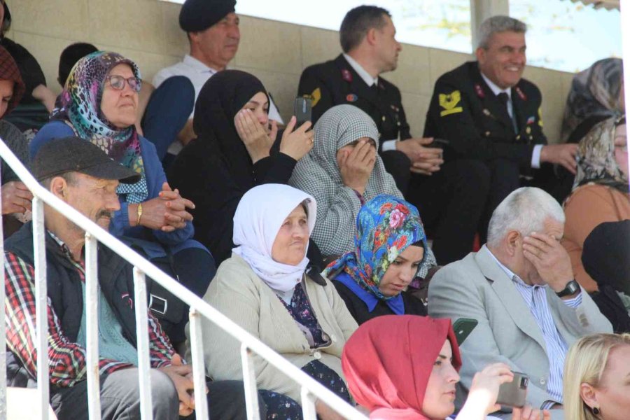 Karaman’da Bir Günlük Askerlik Yapan Engelliler Törenle Yemin Etti
