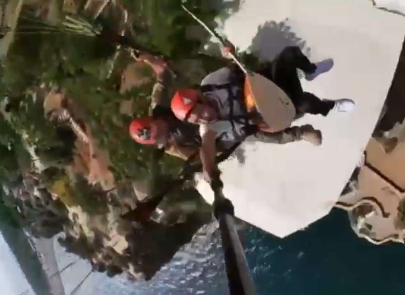 Uçuşa Yasak Bölgede Yamaç Paraşütçülerinin Bağlama Keyfi