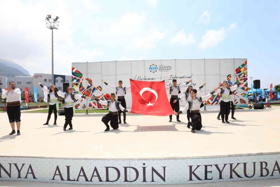 Alkü’de Uluslararası Öğrenci Günü Etkinliği