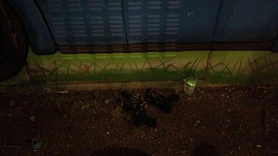 Antalya’da Silahlı Sopalı Kavga, Silahla Ateş Edilme Anı Kamerada: 3 Yaralı, 3 Gözaltı