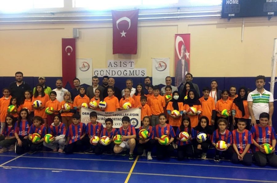 Alanyaspor Başkanı Çavuşoğlu Öğrenciler İle Buluştu