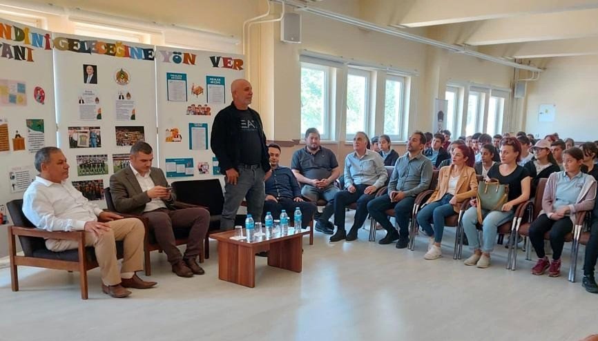 Alanyaspor Başkanı Çavuşoğlu Öğrenciler İle Buluştu