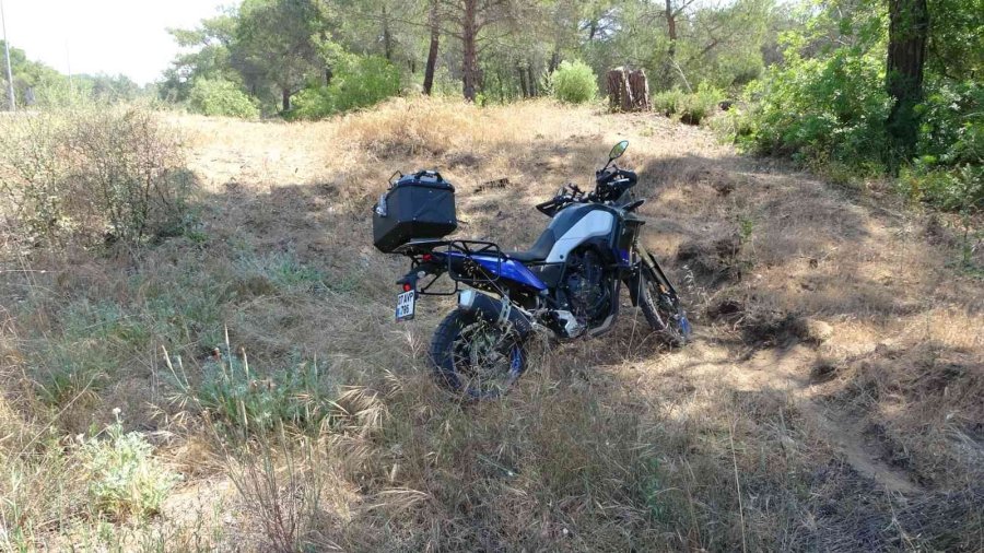 Alman Turistler, Kiralık Motosikletle Yoldan Çıktı: 2 Yaralı