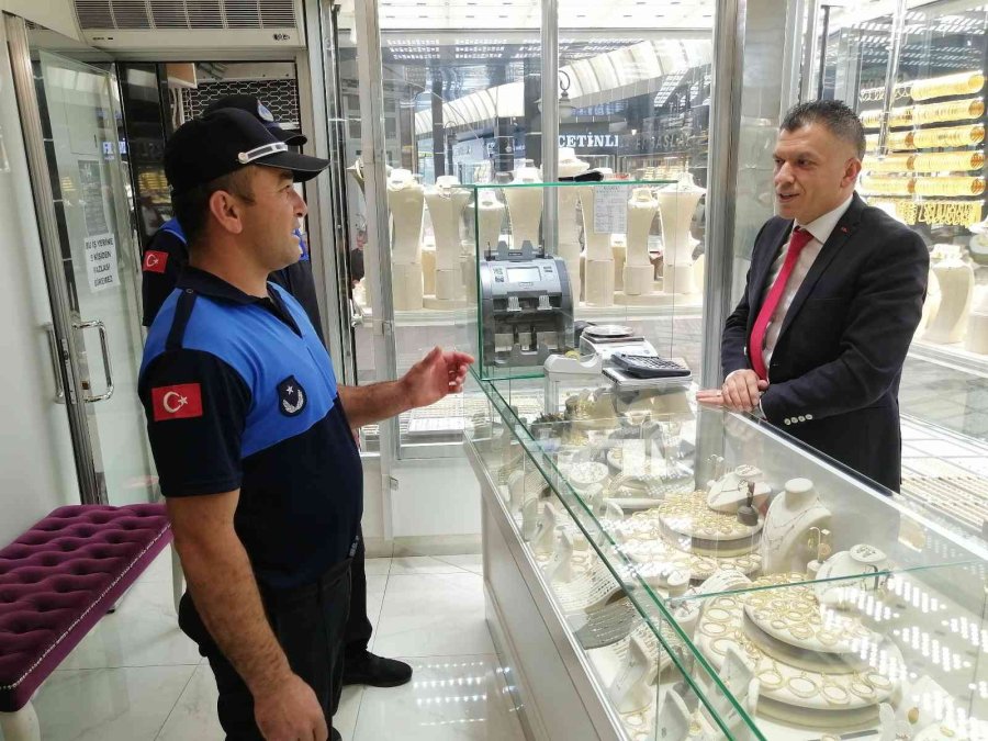 Zabıtadan Esnafa Sahte Para Uyarısı