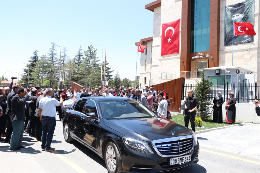 Sivas Valisi Olarak Atanan Yılmaz Şimşek, Niğde'den Uğurlandı