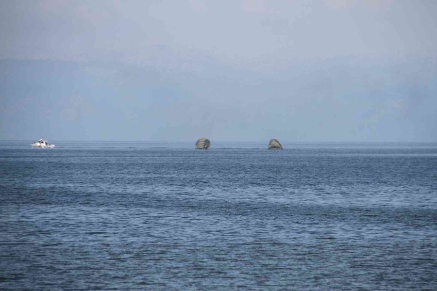 Beyşehir Gölü Üzerinde Bot Ve Paraşütçü Atma Tatbikatı