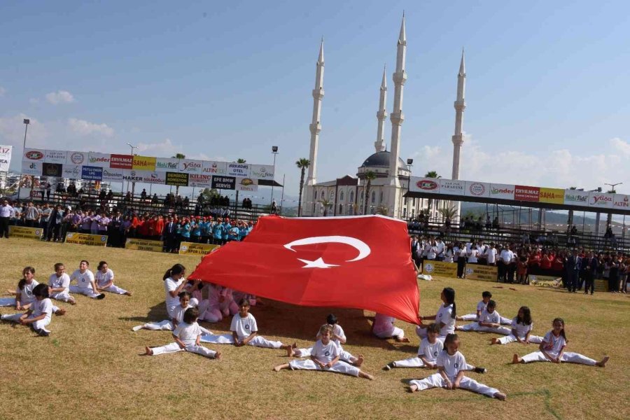 Kumluca’da 19 Mayıs Kutlamaları