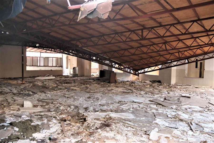 Madde Bağımlıların Merkezi Fetö’nün Metruk Binasına Demirli Önlem