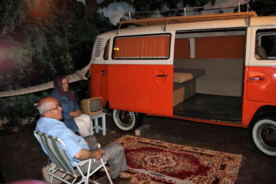 En Eskisi 65 Yaşında 70 Aracın Yer Aldığı Müze Ziyaretçilerine Kapılarını Açtı