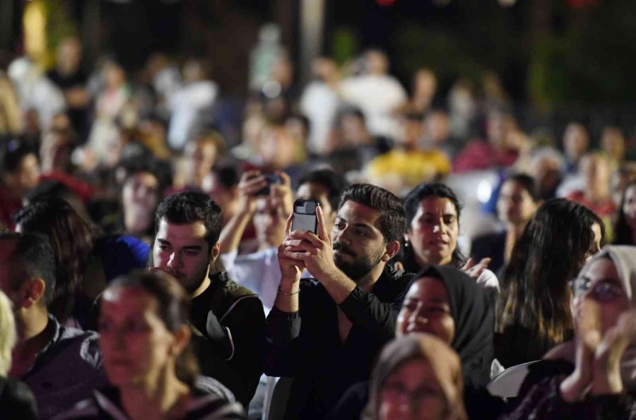 Konyaaltı’nda Gençlik Konserleri