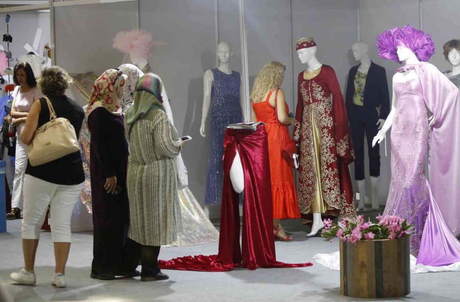 Atasem Kursiyerlerinden Yıl Sonu Sergisi