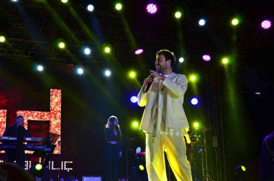 Döşemealtı’nda 19 Mayıs Coşkusu