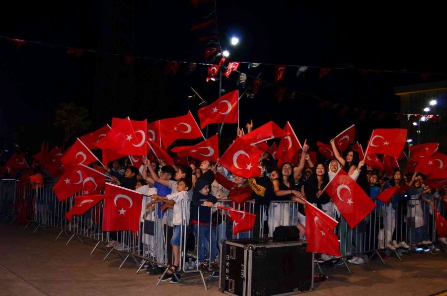 Döşemealtı’nda 19 Mayıs Coşkusu