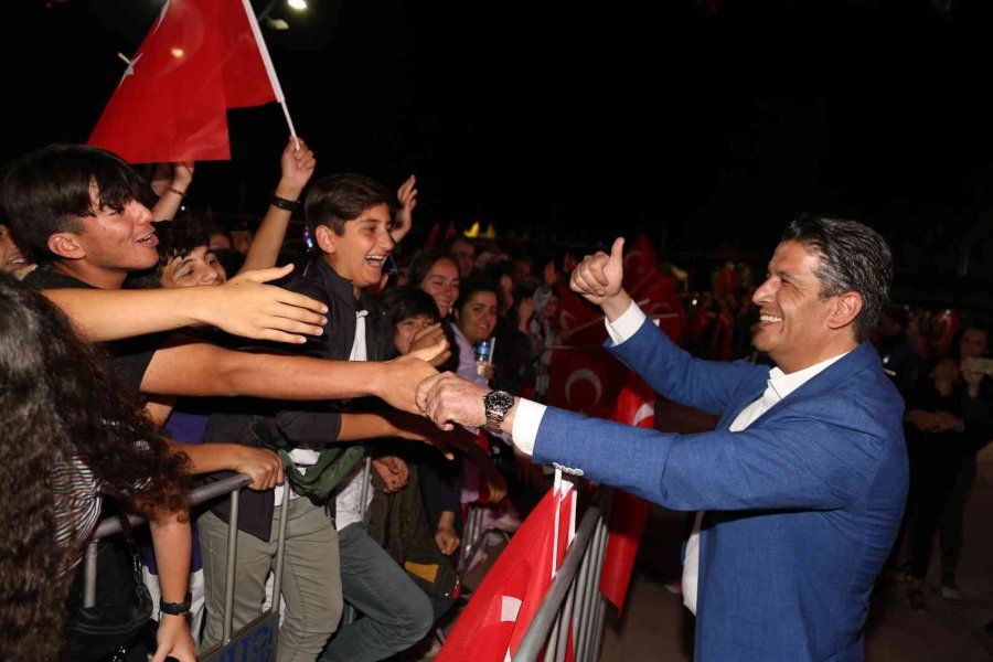 Döşemealtı’nda 19 Mayıs Coşkusu