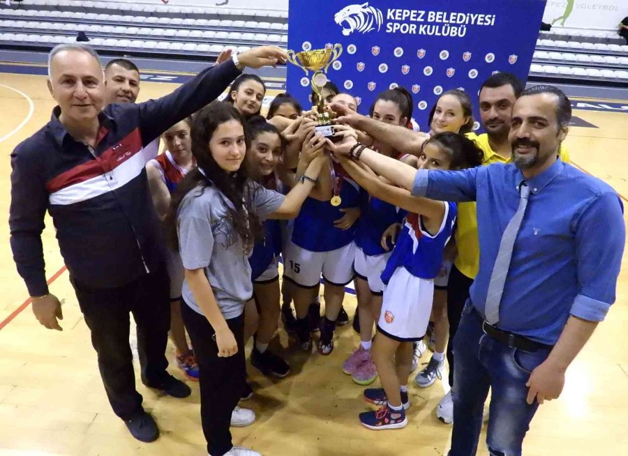 Kepezli Basketbolculardan 19 Mayıs Turnuvası
