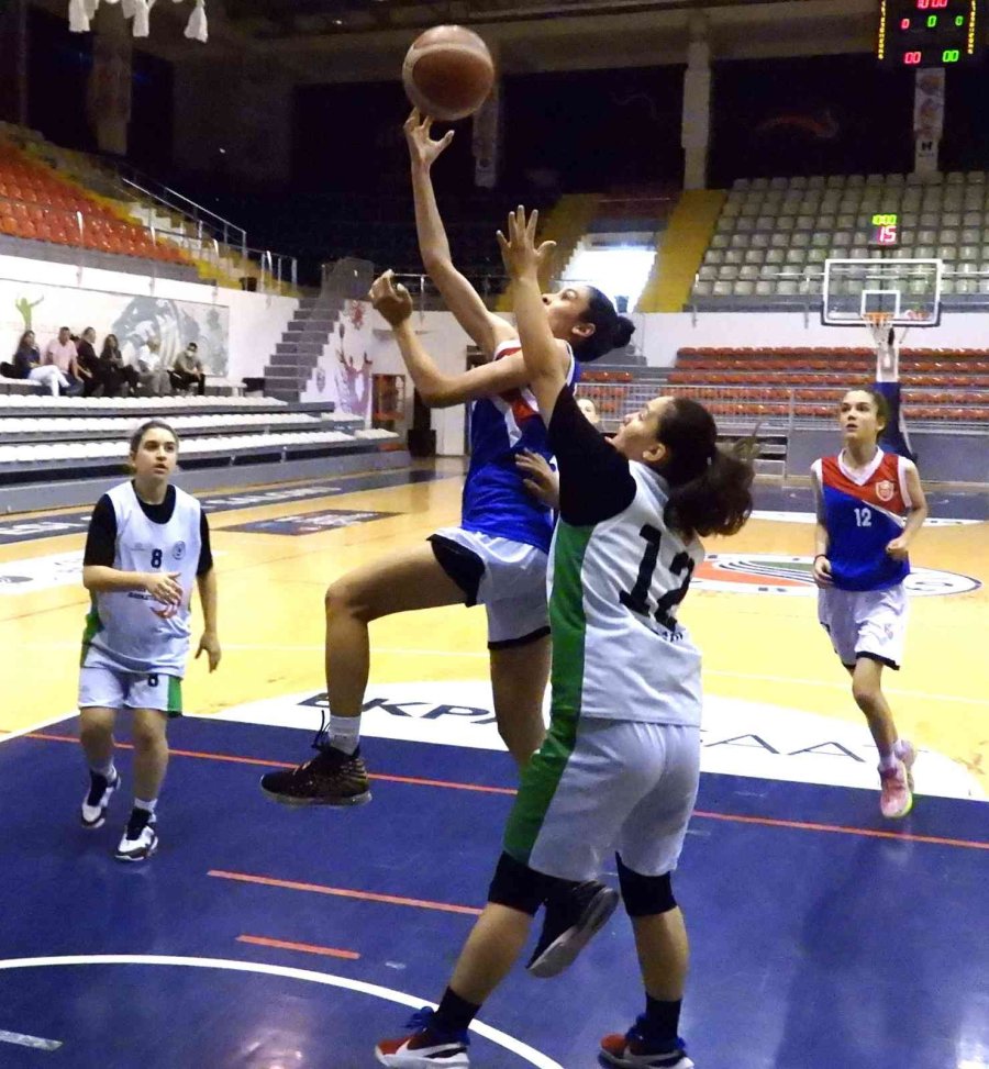 Kepezli Basketbolculardan 19 Mayıs Turnuvası