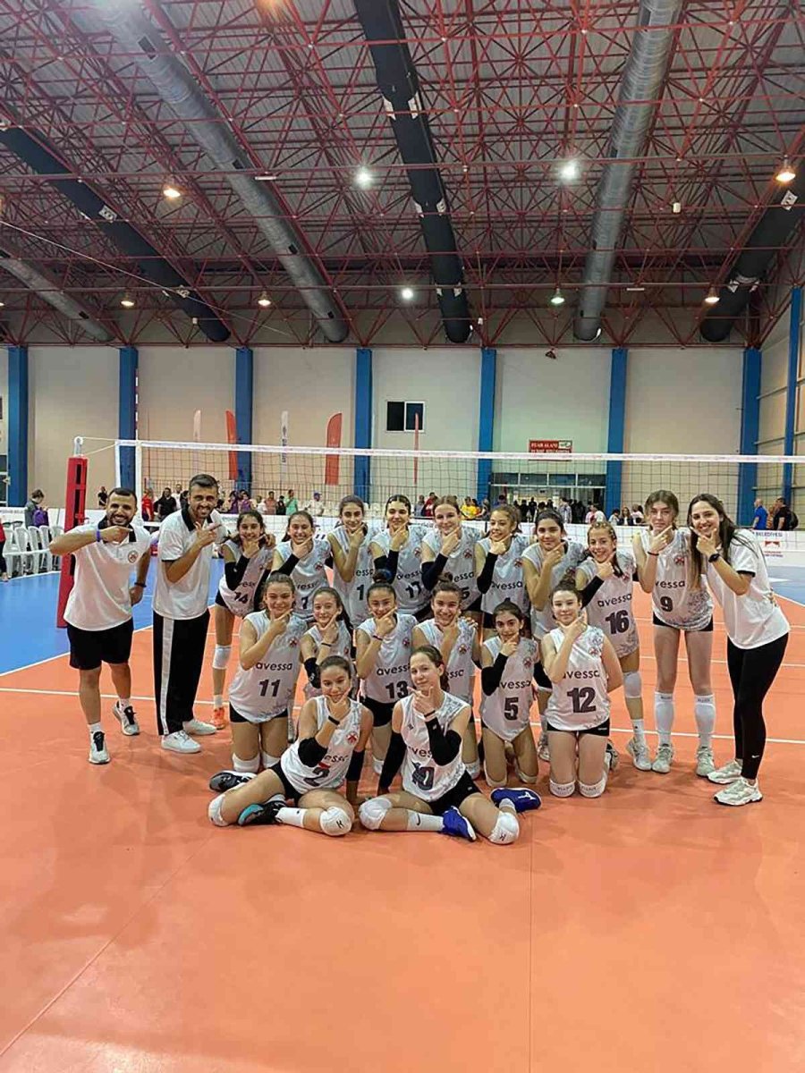 Döşemealtılı Voleybolcular, Türkiye’de İlk 16 Takım Arasında