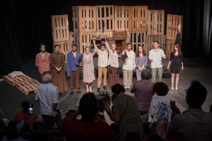 8. Liseler Arası Tiyatro Şenliği Kapılarını Açtı