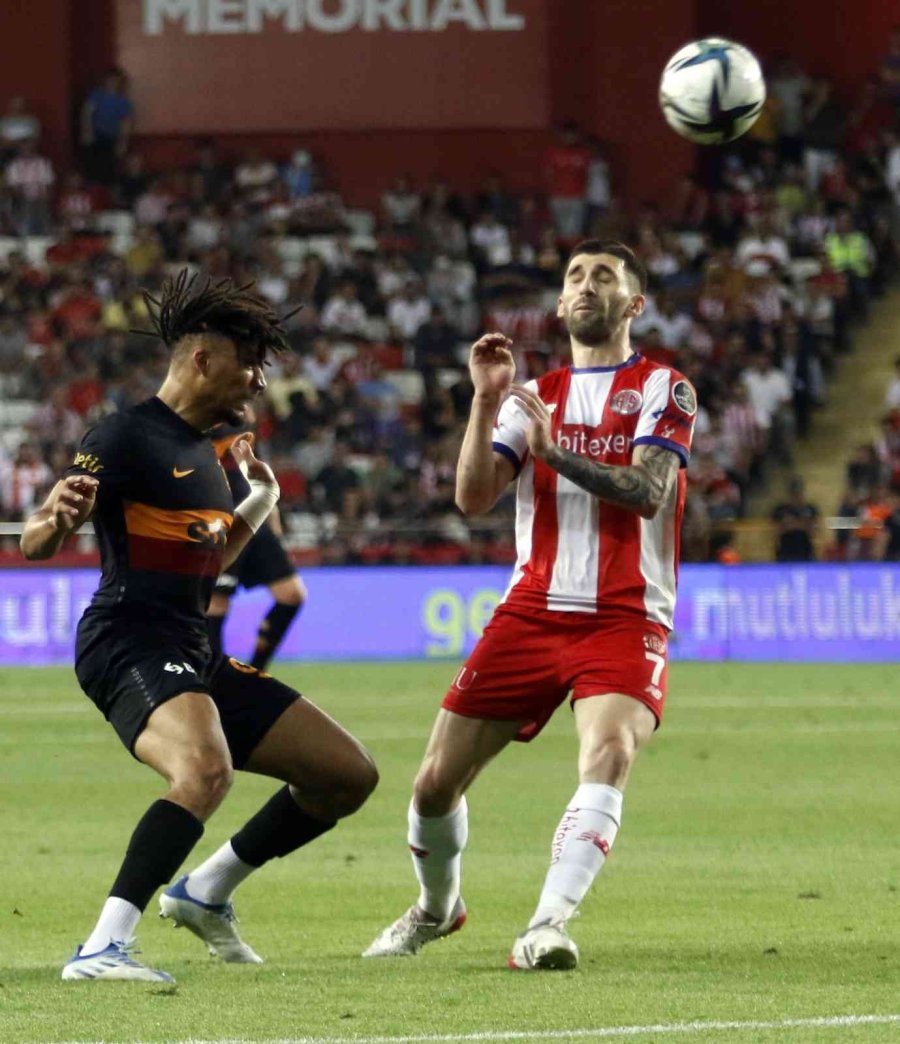 Spor Toto Süper Lig: Ft Antalyaspor: 1 - Galatasaray:0 (ilk Yarı)