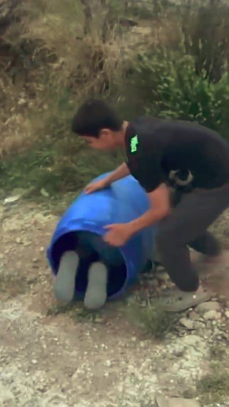 Varil İçinde Tehlikeli Eğlence