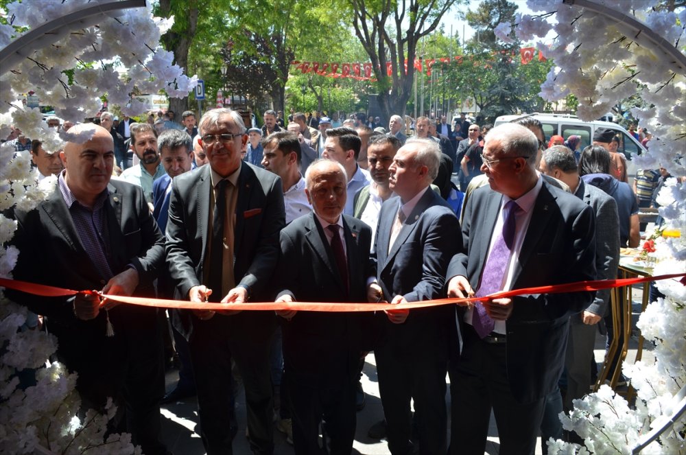 Karaman'da 20 Metre Uzunluğunda Adana Kebabı Yapıldı