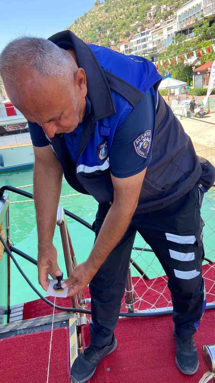 Alanya’da Çığırtkanlık Ve Hanutçuluk Yapan 5 İşyeri Mühürlendi