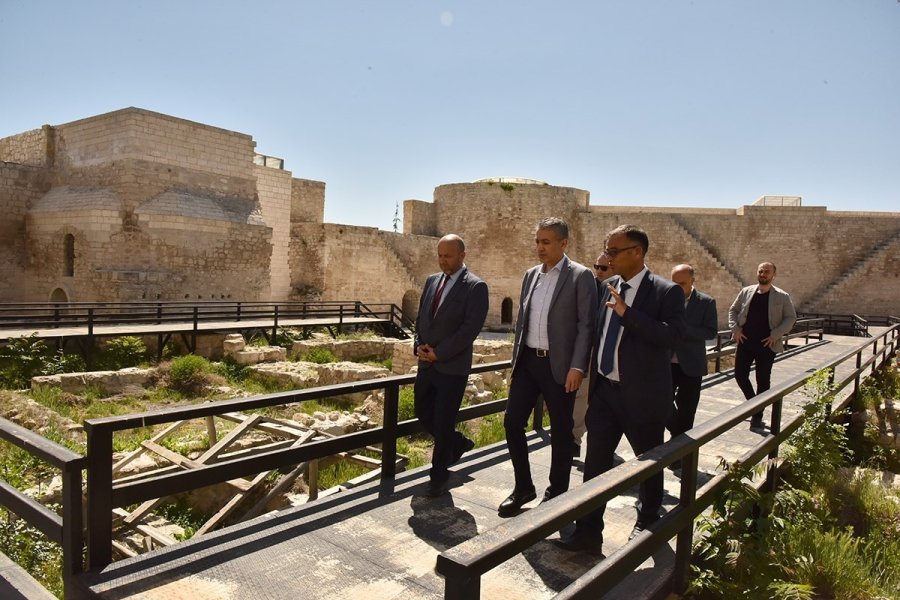 Vali Akkoyun: "tarihi Mekanlara Hak Ettiği Değerin Verilmesi Önemli"