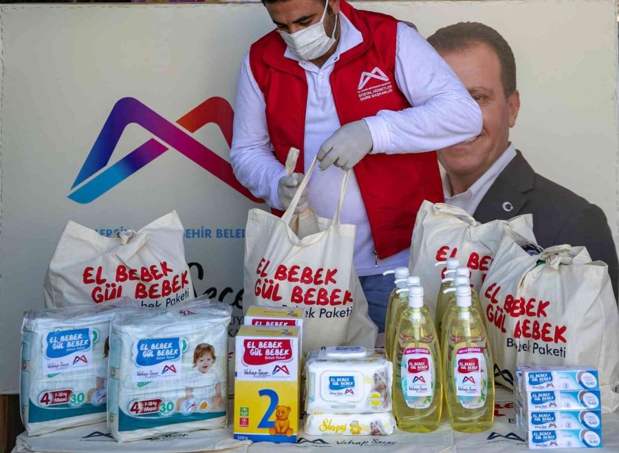 Mersin’de ’el Bebek Gül Bebek’ Projesi Devam Ediyor