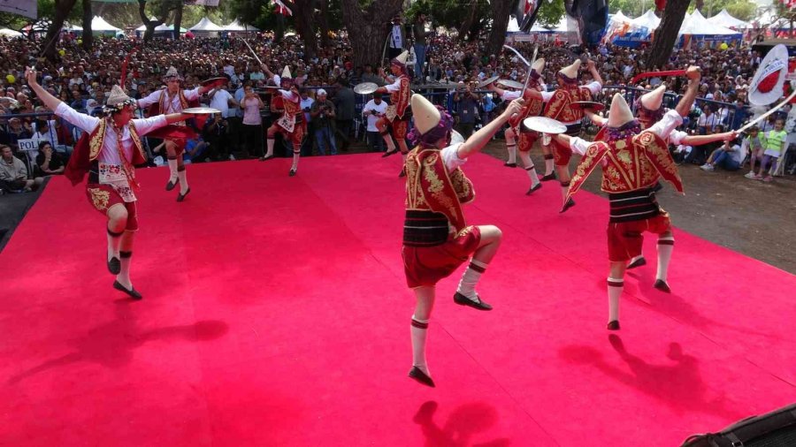 Mersin’de 40 Binden Fazla Yörük Türkmen Şöleni’nde Buluştu
