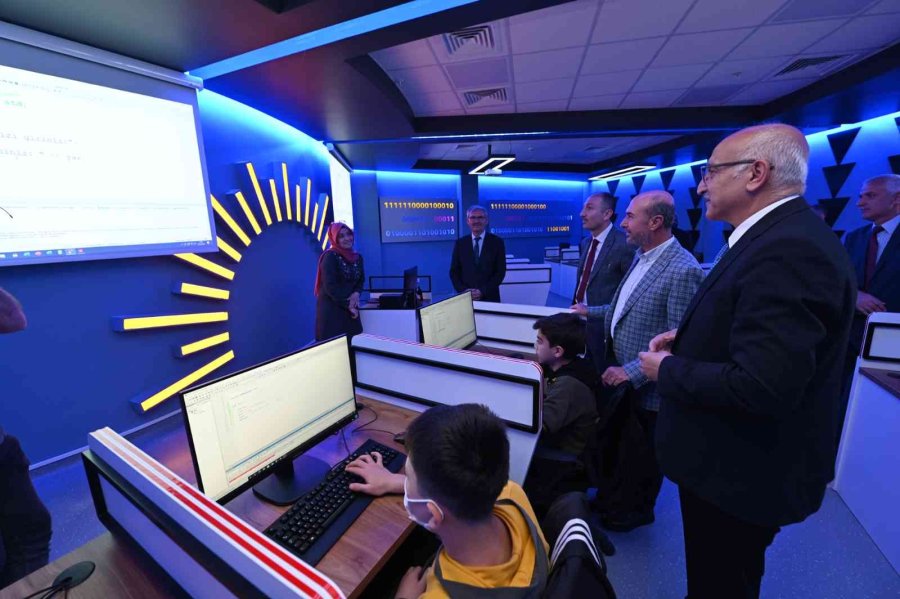 Selçuklu’dan Gençlere Bir Hizmet Daha