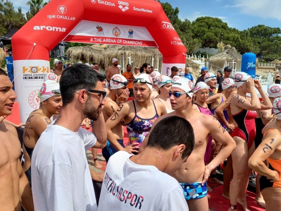 Yüzme Şampiyonasına Antalyaspor Damgası