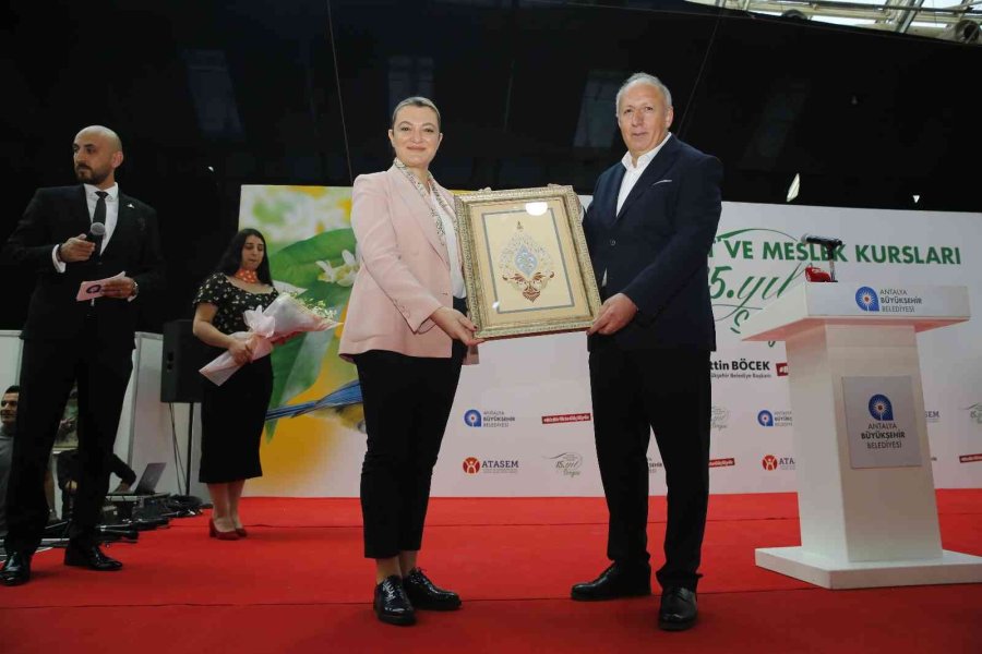 Atasem 15. Yıl Sergisi Açıldı