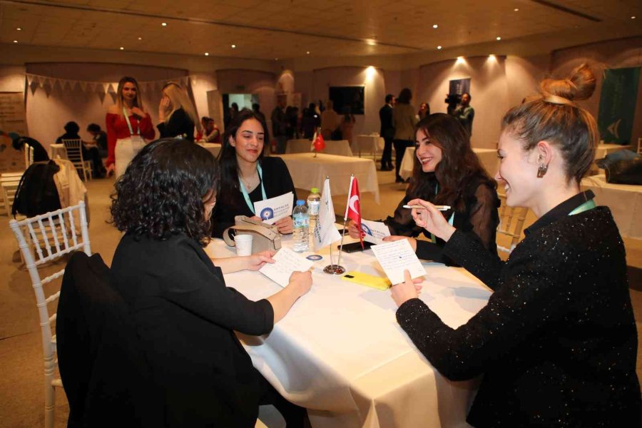 Büyükşehir Gönüllü Gençler İçin Glore’a Üye Olacak