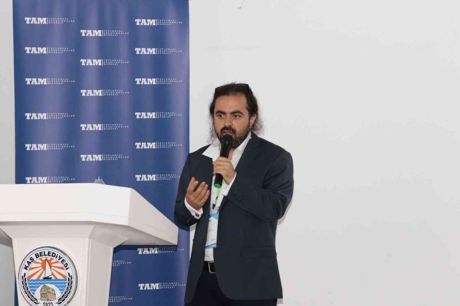 Tam 1. Uluslararası Sosyal Bilimler Kongresi Sona Erdi