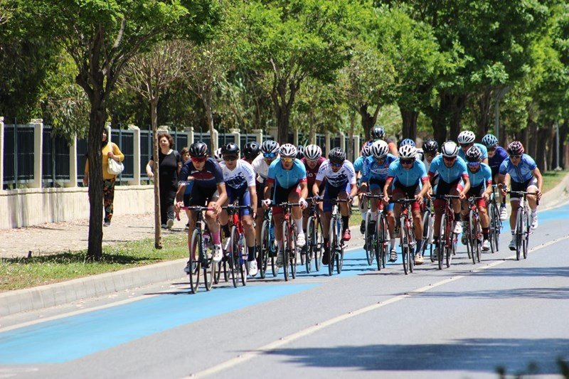 Alkü’lü Bisikletçilerden Türkiye Şampiyonasında Dereceler