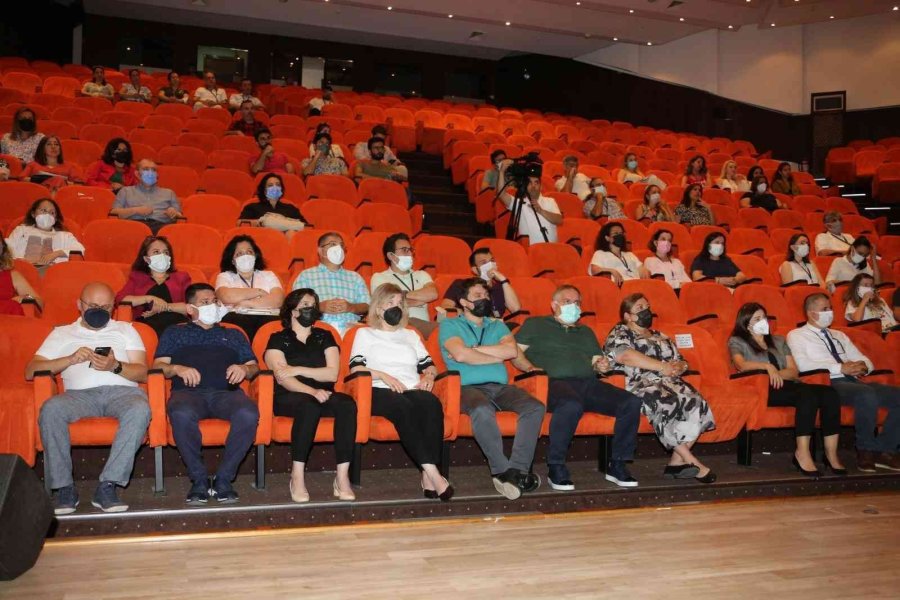 Akdeniz Üniversitesi Tıp Fakültesi’nde Tus Deneme Sınavı Uygulaması