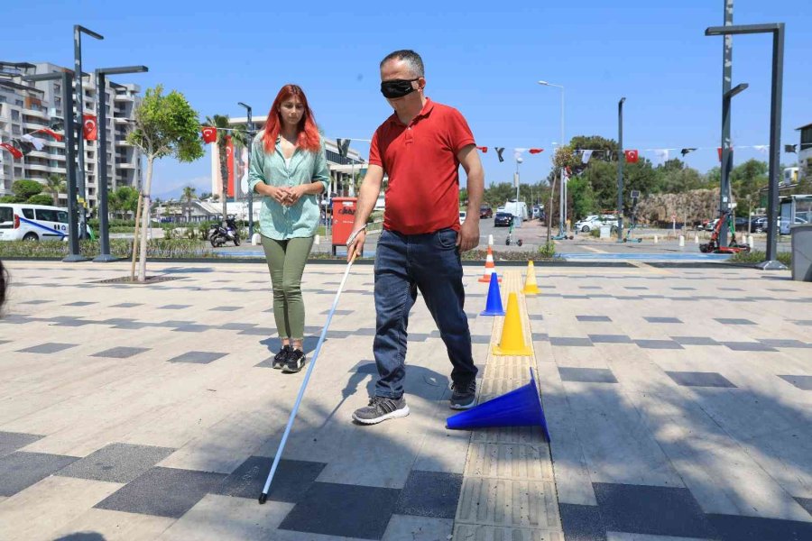 Sahilde Engelli Empati Parkuru