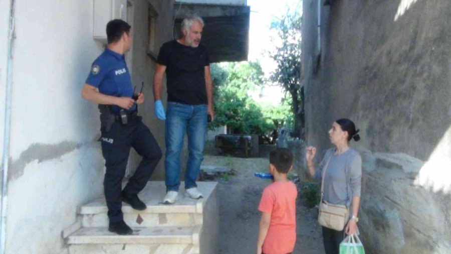 Elinde Alkol Şişesiye Sokakta Ateş Edip Arkadaşını Vurdu, Seken Saçma 11 Yaşındaki Çocuğu Da Yaraladı